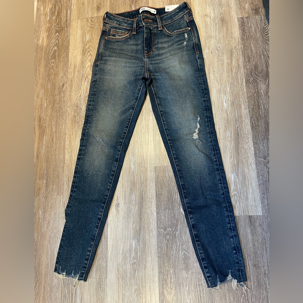 Women’s Zara denim jeans